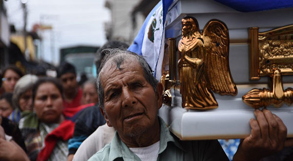 Guatemala: At Least 99 Dead as Fuego Volcano Threatens New Eruptions Guatemala: At Least 99 Dead as Fuego Volcano Threatens New Eruptions